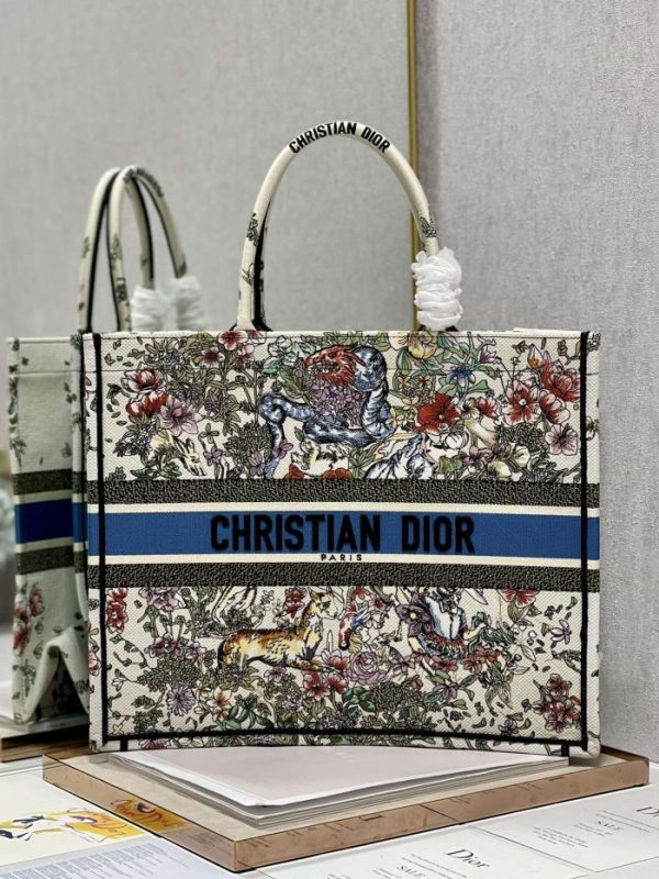 Dior AAA High Quality Replica Bags